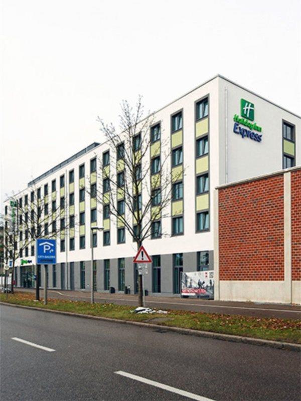 Hotel Express By Ihg